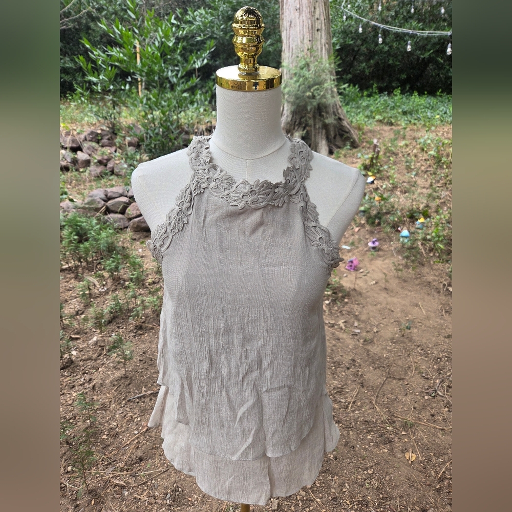 BCX‎ Elegant Gray Sleeveless Top